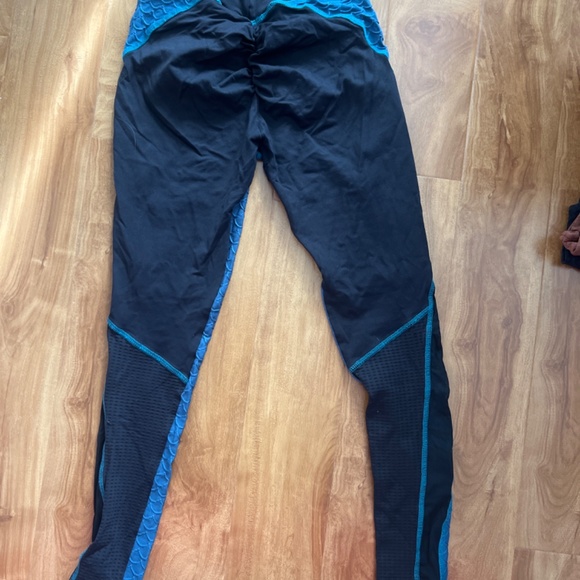 CLS scrunch leggings v-cut textured - Picture 2 of 4